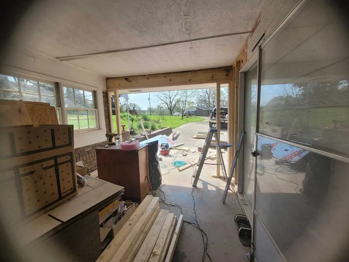 Air movers and dehumidifier for Water Mitigation Services in Lake City